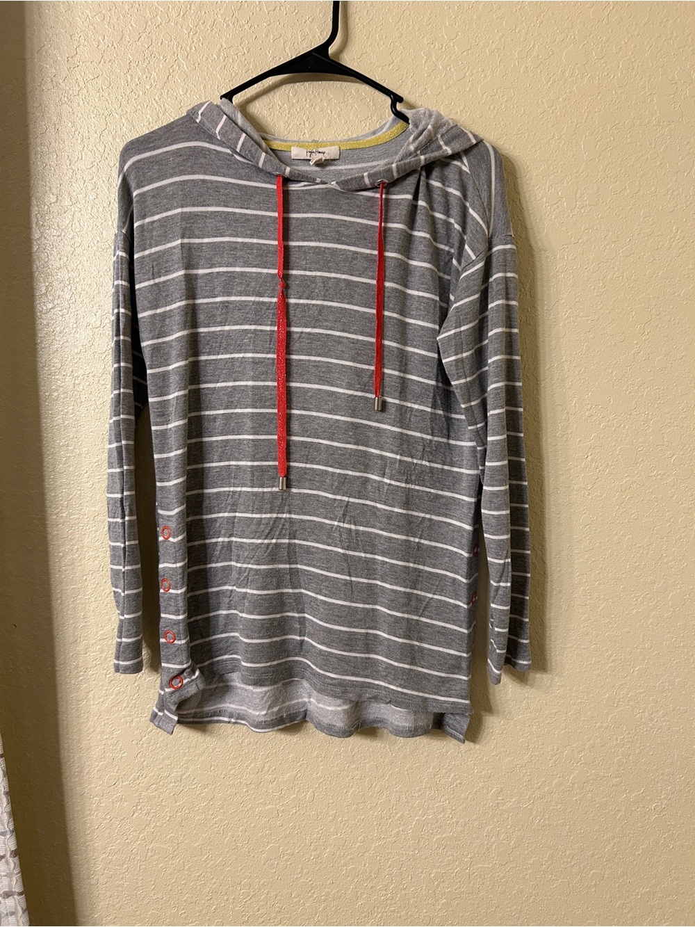 Peyton Primrose Grey White Striped Lightweight Hoodie Side Button S- L118